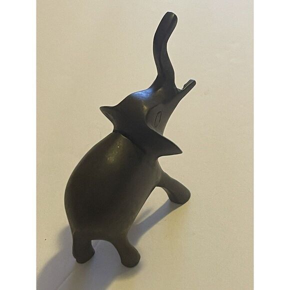 Small Metal Elephant table placard business card holder - Picture 5 of 6